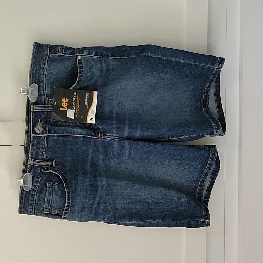 Lee Womens NWT Dark Blue Denim Shorts
